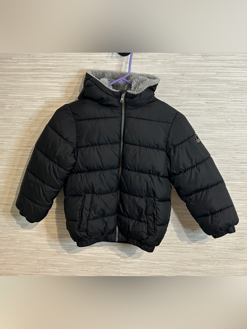 United Colors of Benetton Kids Black Puffer Jacket Coat Faux Fur Hood Size S 6-7